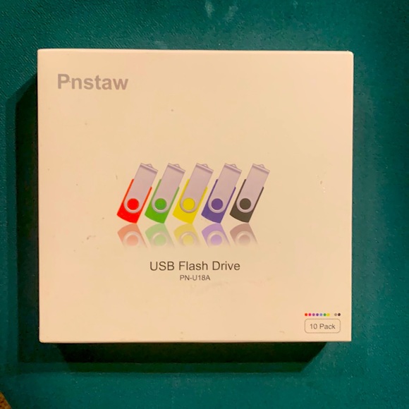 Sealed Box 10 USB 2.0 Flash Drives. 16 GB